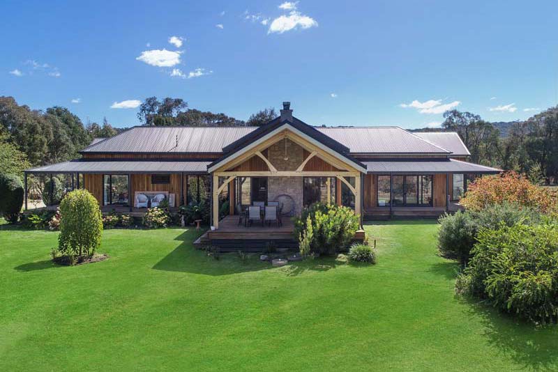 Big Mountain Homes - Bluegum Ridge Traditional Timber Home