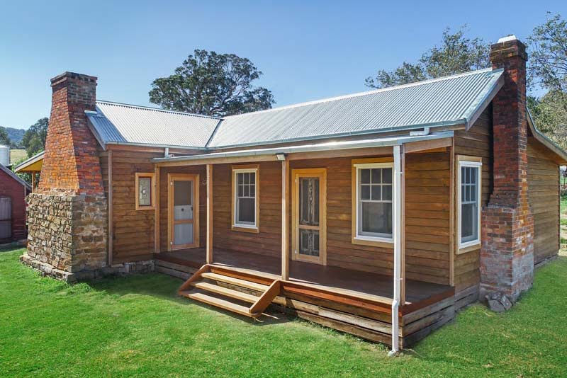 100-Year-Old Renovation - Timber and stone cottage