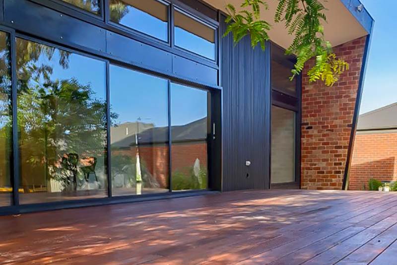 Modern Extension to an Old Cottage